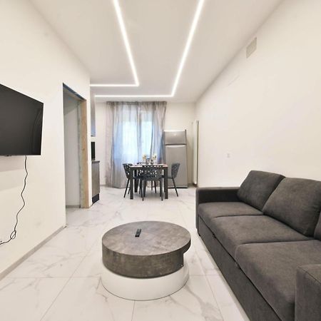 Appartamento Delfino Ρίμινι Εξωτερικό φωτογραφία